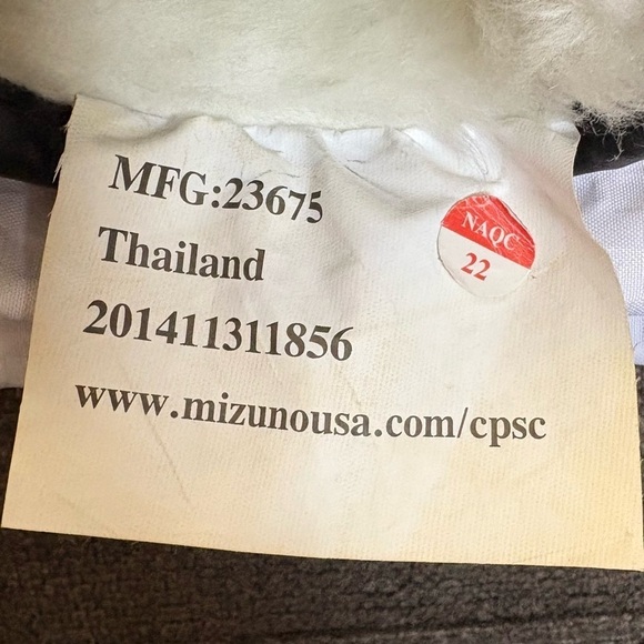 EUC Mizuno Prospect 10.5” Youth Ball Mitt Gray with Black Stitching RHT - Picture 6 of 7